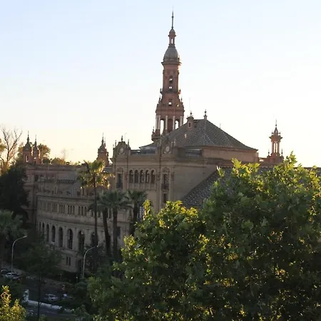 By Plaza De Espana Overlooking Parque Maria Luisa Seville Exterior photo